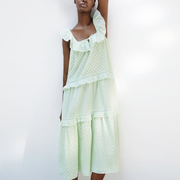 DRESS WITH CUTWORK EMBROIDERY - Picture 2 of 11